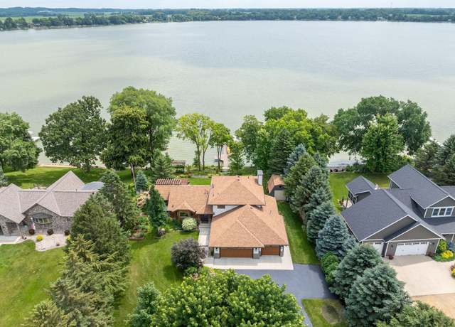 Property at 304 Krason Dr, Madison Lake, MN 56063, 3 beds, 4 baths
