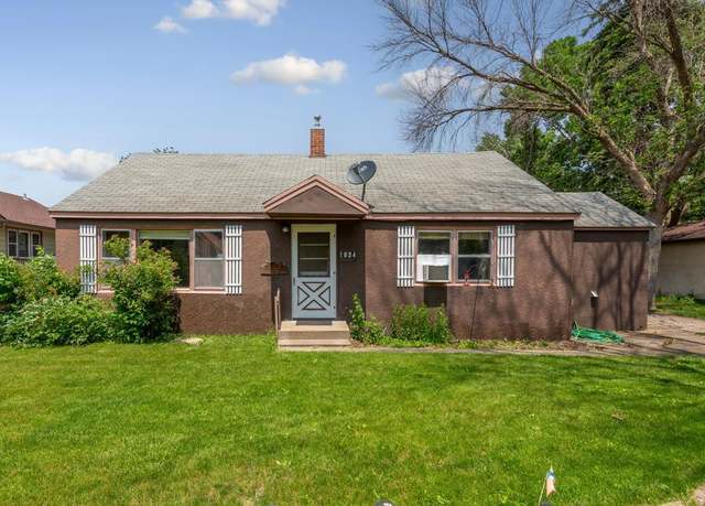 Property at 1034 8th St NW, Faribault, MN 55021, 2 beds, 1 bath