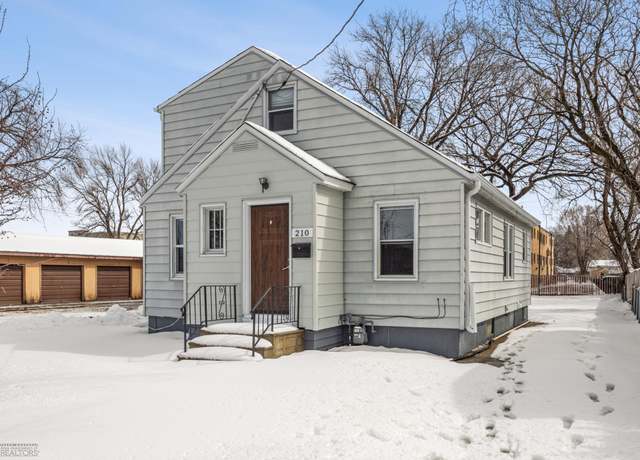 Property at 210 11th St S, Moorhead, MN 56560, 4 beds, 2 baths