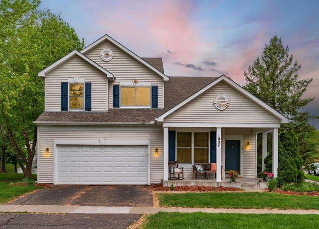 Property at 1024 Legend Blvd, Stillwater, MN 55082, 4 beds, 4 baths