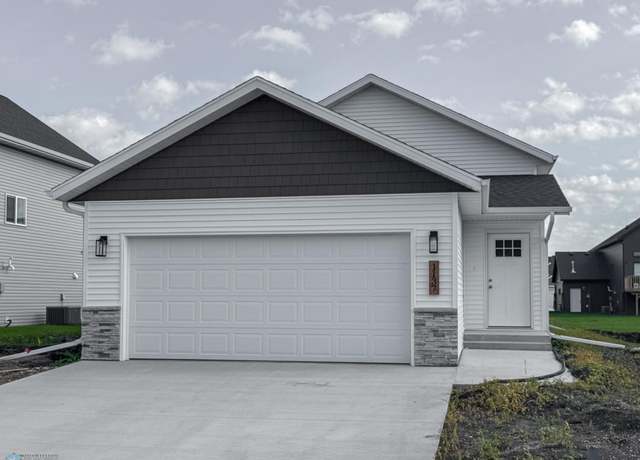 Property at 1137 60th Ave W, West Fargo, ND 58078, 3 beds, 2 baths