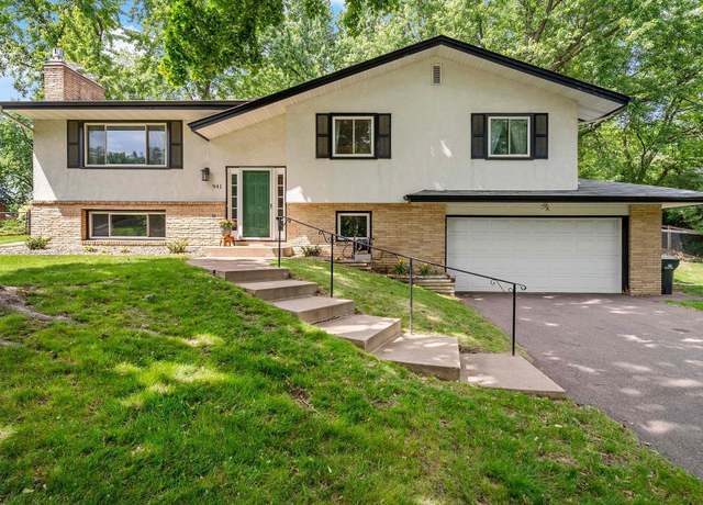 Property at 941 Cannon Ave, Shoreview, MN 55126, 4 beds, 3 baths