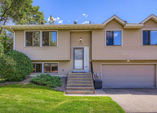 Property at 810 Sherwood Rd, Shoreview, MN 55126, 2 beds, 2 baths