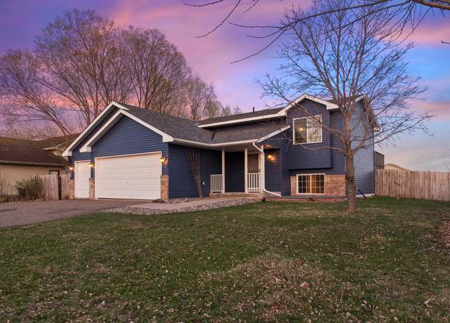 Property at 10028 Somerset Ln, Monticello, MN 55362, 4 beds, 2 baths