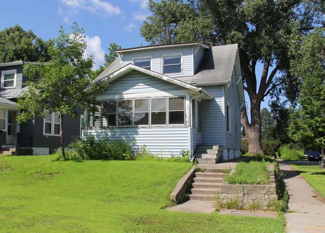 Property at 687 Lexington Pkwy N, Saint Paul, MN 55104, 3 beds, 1 bath