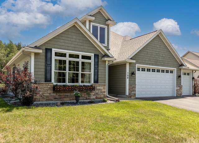 Property at 794 Glenmeadow St, River Falls, WI 54022, 5 beds, 3 baths
