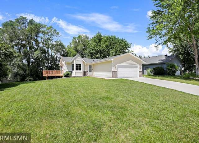 Property at 2036 Wenz Ave, Chaska, MN 55318, 3 beds, 2 baths