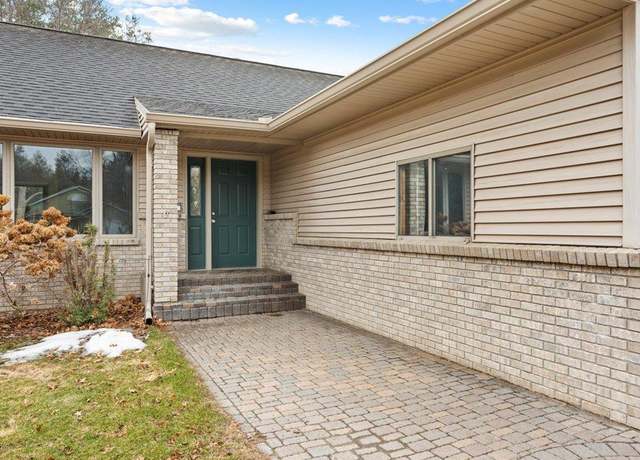 Property at 4973 Circle Pines Rd, Baxter, MN 56425, 5 beds, 3 baths