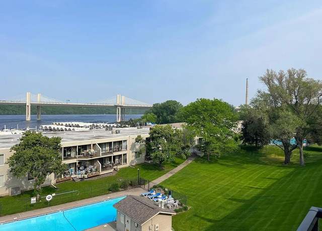 Property at 6331 Saint Croix Trl N, Stillwater, MN 55082, 3 beds, 4 baths