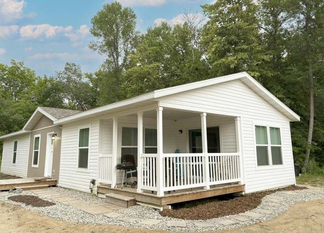 Property at 10659 Waters Edge Dr NW, Leech Lake Twp, MN 56484, 3 beds, 2 baths