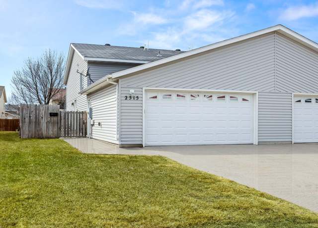 Property at 2515 Amber Valley Ct S, Fargo, ND 58104, 3 beds, 2 baths