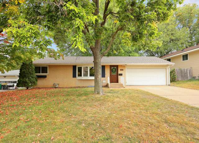 Photo of 3612 June Ave N, Robbinsdale, MN 55422