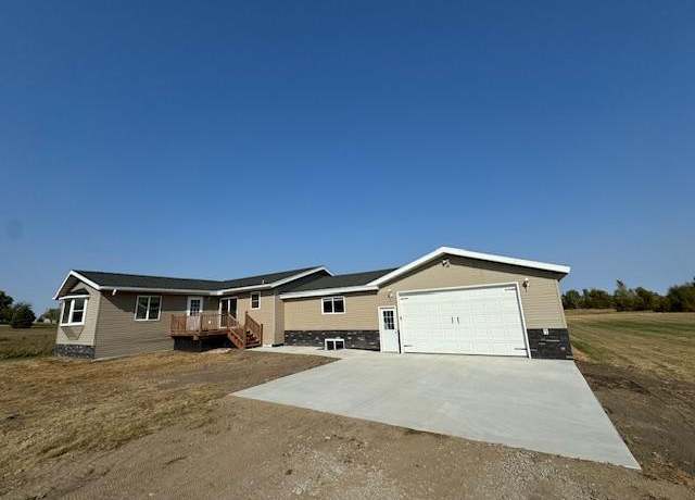 Property at 41165 427th St, Perham, MN 56573, 5 beds, 4 baths
