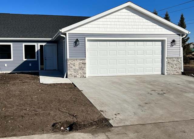 Property at 1027 Village Ln, Detroit Lakes, MN 56501, 2 beds, 2 baths