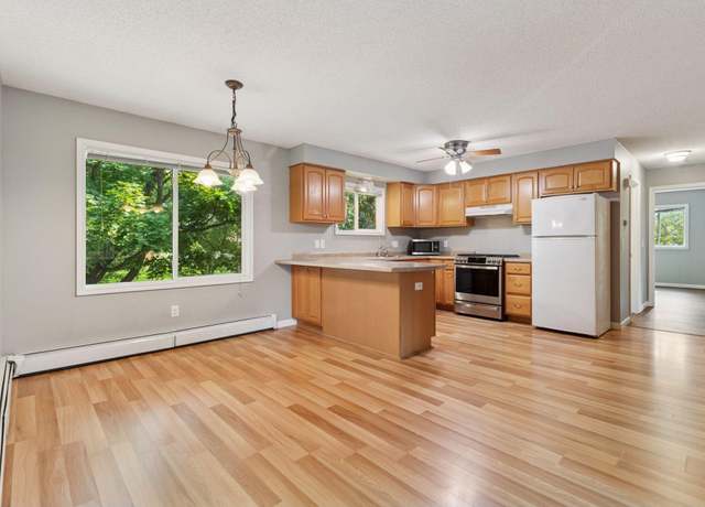 Property at 21801 Ahlstrom Ave, Rogers, MN 55374, 5 beds, 2 baths