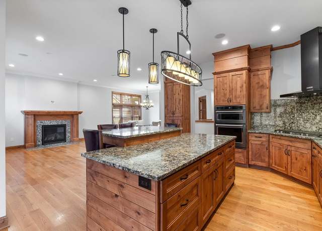 Property at 1328 Riverside Ln, Mendota Heights, MN 55118, 3 beds, 4 baths