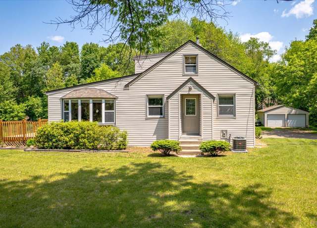 Property at 16957 E Lake Netta Dr NE, Ham Lake, MN 55304, 3 beds, 1 bath
