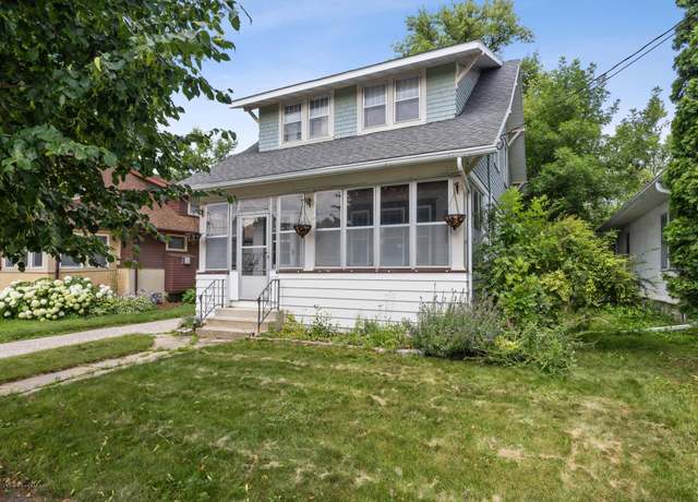 Property at 1333 6th Ave S, Fargo, ND 58103, 3 beds, 2 baths