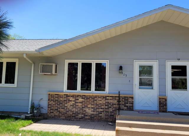 Property at 305 Jefferson Ave, Pine River, MN 56474, 2 beds, 2 baths