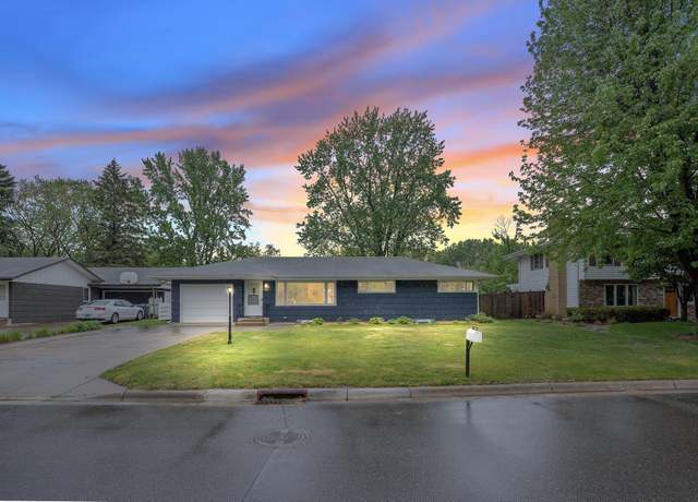 Property at 1561 Emerald Dr, New Brighton, MN 55112, 3 beds, 2 baths
