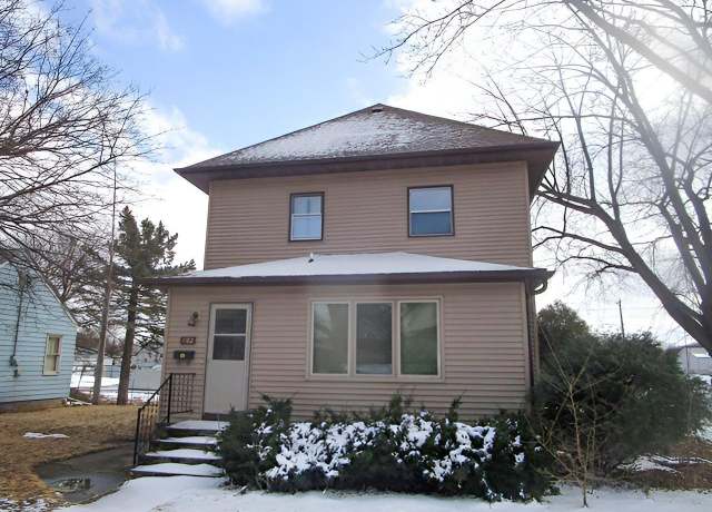 Property at 402 E Flynn St, Redwood Falls, MN 56283, 3 beds, 2 baths