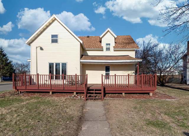 Property at 341 S Main St, Lake Crystal, MN 56055, 3 beds, 2 baths