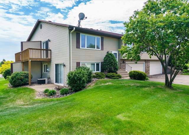 Property at 10382 Juniper Ln, Eden Prairie, MN 55347, 3 beds, 2 baths