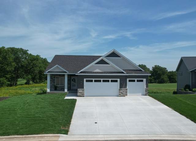 Property at 509 Golfview Ave, Zumbrota, MN 55992, 2 beds, 2 baths
