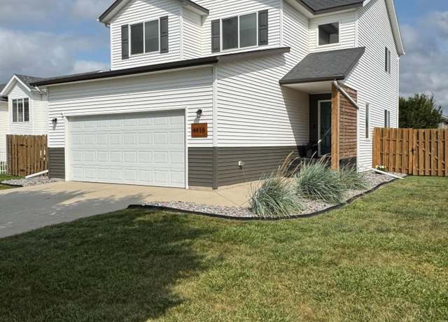 Property at 4418 50th St S, Fargo, ND 58104, 4 beds, 3 baths