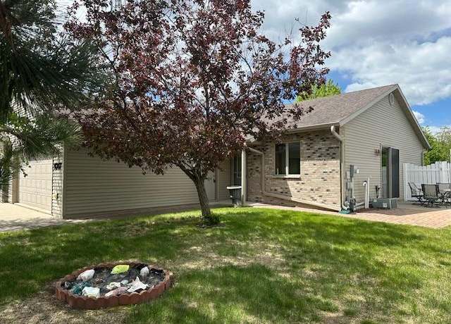 Property at 1017 Clausen Ave SW, Bemidji, MN 56601, 2 beds, 3 baths