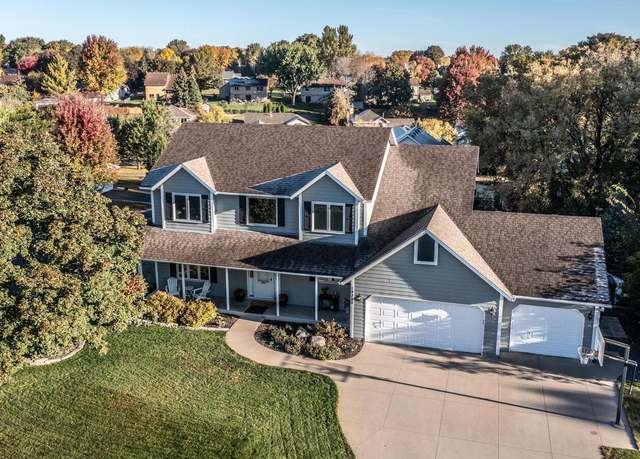Property at 19320 Ellington Trl, Farmington, MN 55024, 5 beds, 4 baths