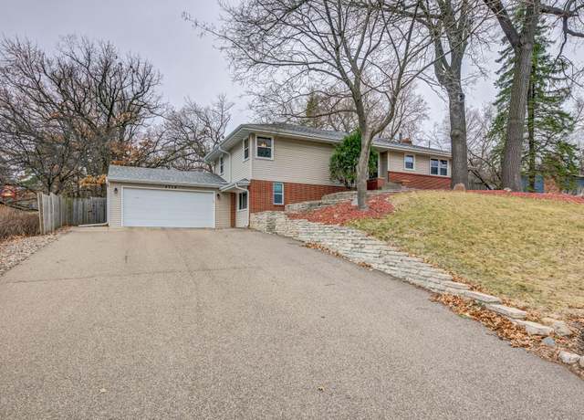 Property at 4714 Caribou Dr, Minnetonka, MN 55345, 4 beds, 2 baths