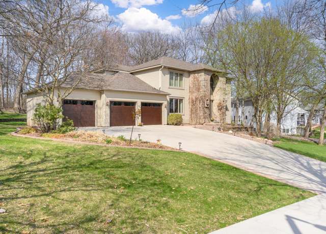 Property at 2105 Baihly Summit Dr SW, Rochester, MN 55902, 4 beds, 4 baths