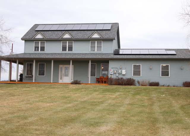 Property at 1177 178th St, Hammond Twp, WI 54015, 5 beds, 4 baths
