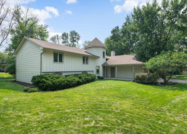 Property at 17015 N 30th Ave N, Plymouth, MN 55447, 6 beds, 3 baths