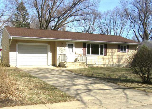 Property at 312 S 12th St, Montevideo, MN 56265, 2 beds, 1 bath