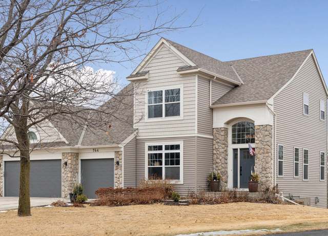 Property at 764 Oak Cir, Victoria, MN 55386, 3 beds, 4 baths