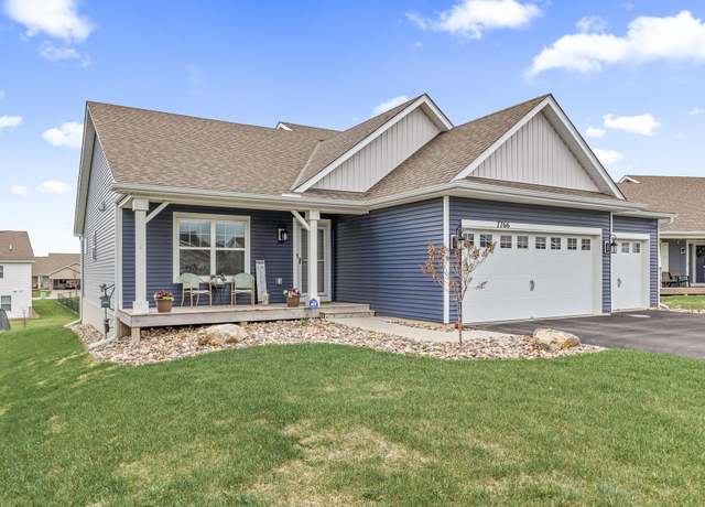 Property at 7766 206th St W, Lakeville, MN 55044, 4 beds, 4 baths
