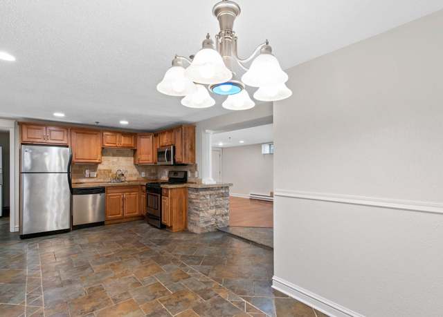 Property at 1930 Aldrich Ave S Unit C001, Minneapolis, MN 55403, 2 beds, 1 bath