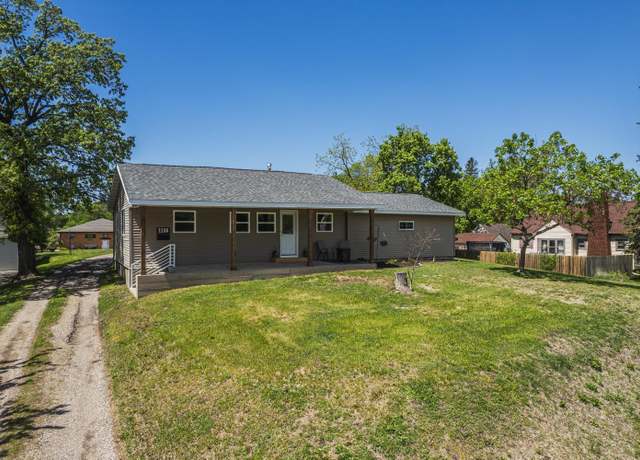 Property at 1136 Lincoln Ave, Detroit Lakes, MN 56501, 3 beds, 2 baths
