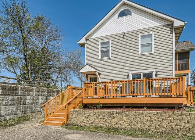 Property at 401 Highway 7, Excelsior, MN 55331, 5 beds, 2 baths