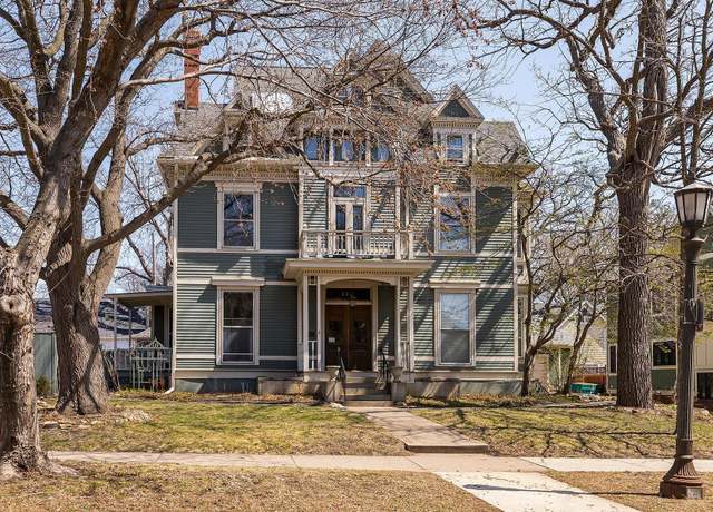 Property at 112 Western Ave N #4, Saint Paul, MN 55102, 1 bed, 1 bath
