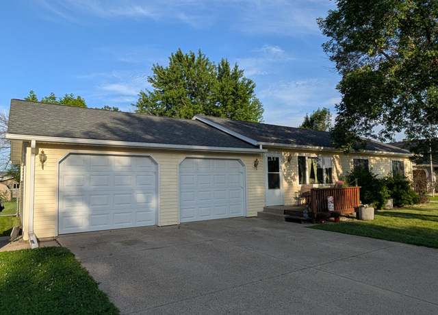 Property at 223 Rainbow Dr, Marshall, MN 56258, 4 beds, 2 baths
