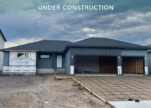 Property at 6722 14th St S, Fargo, ND 58104, 3 beds, 2 baths