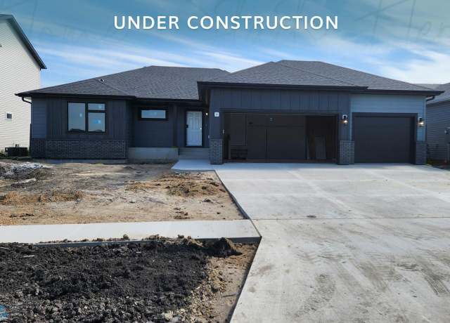 Property at 6722 14th St S, Fargo, ND 58104, 3 beds, 2 baths
