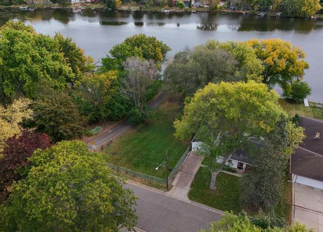Property at 503 Gentry Ave N, Oakdale, MN 55128