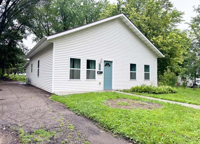 Property at 518 W Maple Ave, Fergus Falls, MN 56537, 2 beds, 1 bath