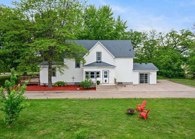 Property at 31513 Naples St NE, Cambridge, MN 55008, 4 beds, 2 baths