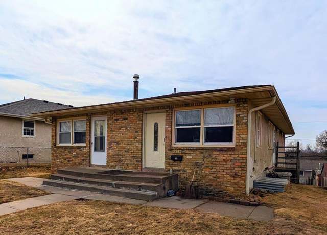 Property at 524 37th Ave NE, Minneapolis, MN 55421, 10 beds, 4 baths