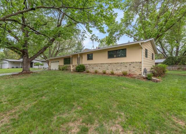 Property at 152 Spring Valley Cir, Bloomington, MN 55420, 3 beds, 3 baths
